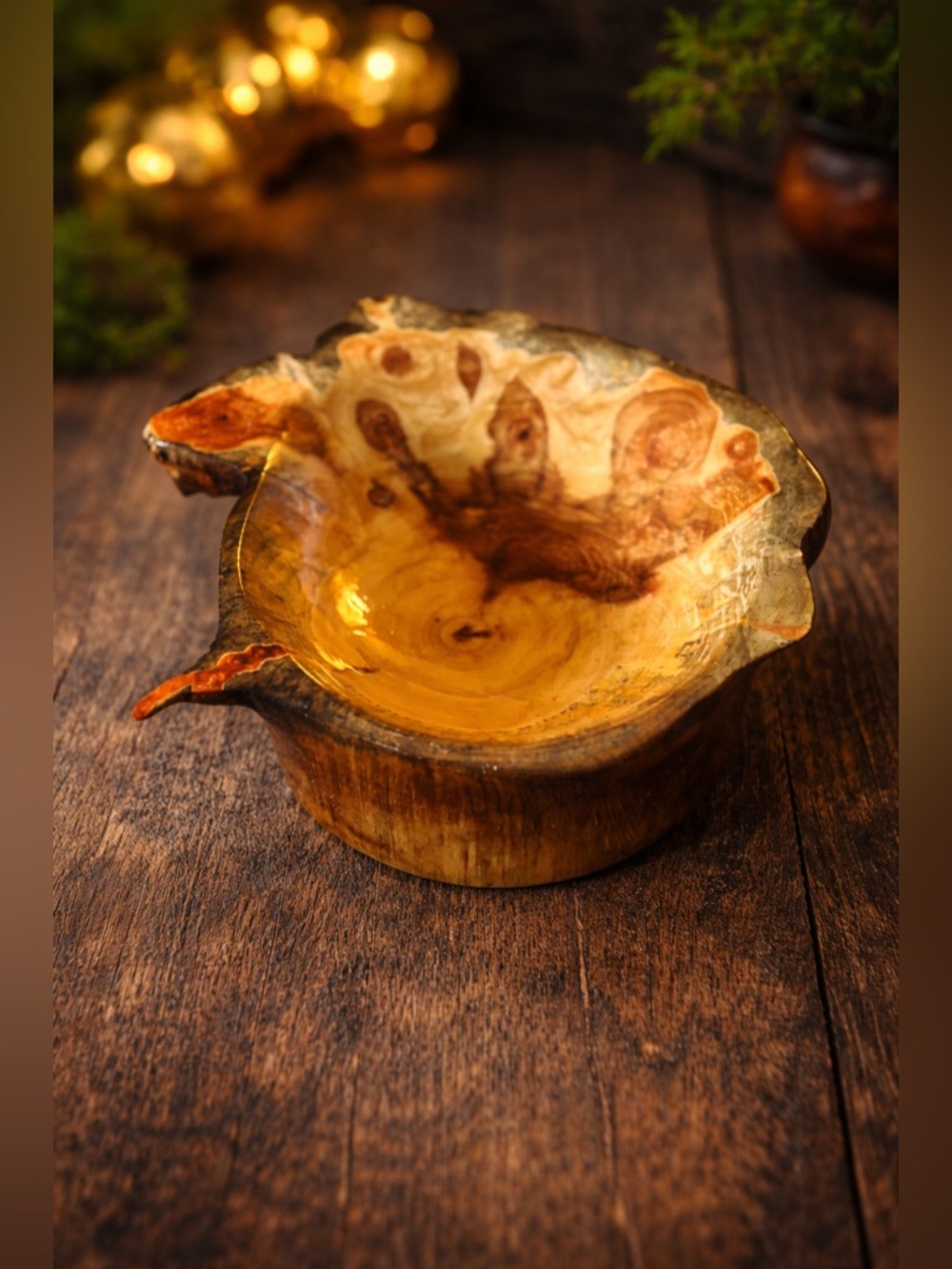 Stunning Burl Wood Chainsaw Carved Bowl Hand Crafted Nature Fruit Trinket Bowl